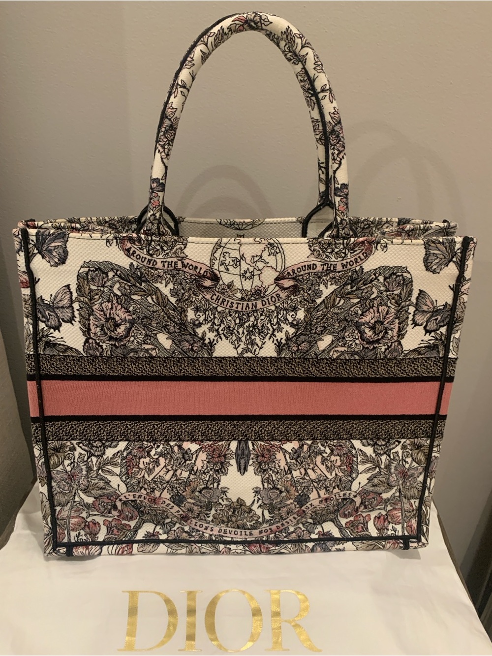 Dior Cream & Pink Toile de Jouy Book Tote - Picture 6 of 6